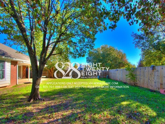 Building Photo - *COMING JANUARY 2026* Beautiful 3 Bed/2 Bath Single Family Home in West Norman's Cambridge Addition!