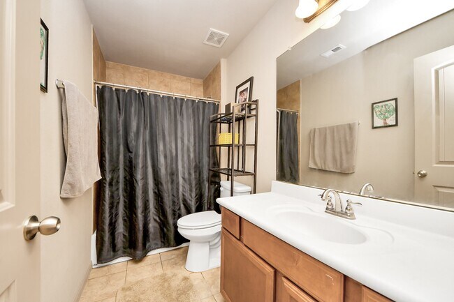 Building Photo - 2602 Ash Haven Ln