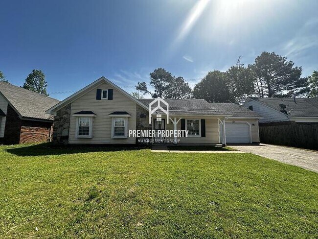 Primary Photo - 3482 Kirby Terrace Dr