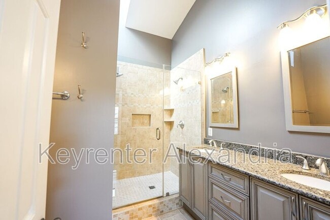 Building Photo - 6109 Talavera Ct