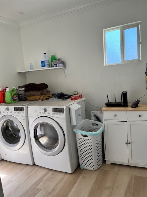 Washer and dryer for your laundery - 5851 7th Ave