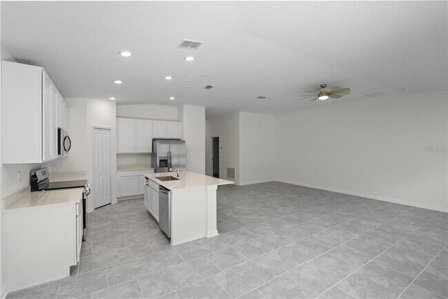 Building Photo - 4819 Worchester Dr