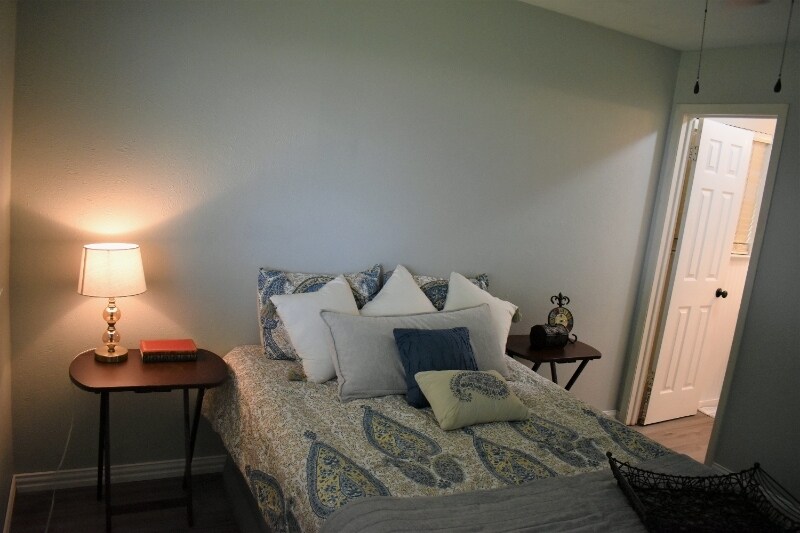 Building Photo - 1300 Milam Way