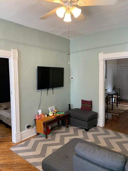 View into 2nd Bedroom - 3015 N Clifton Ave