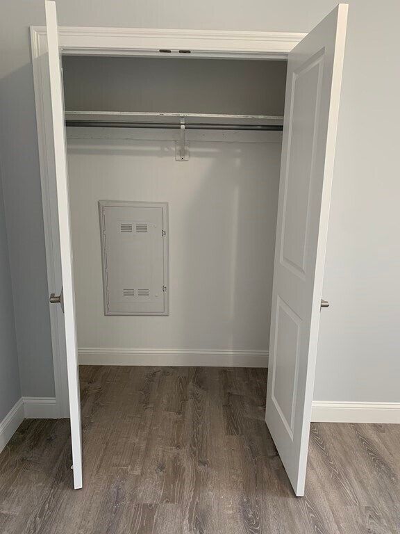 Building Photo - 599 Summer St