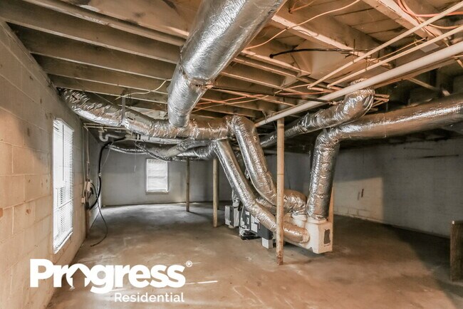 Building Photo - 3128 Latona Dr SW