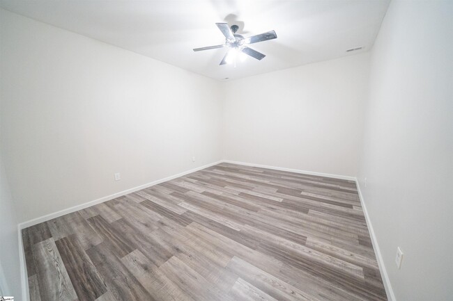 Building Photo - 200 Tumbleweed Terrace