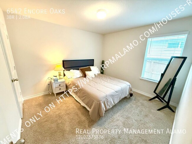 Building Photo - 6542 Encore Oaks