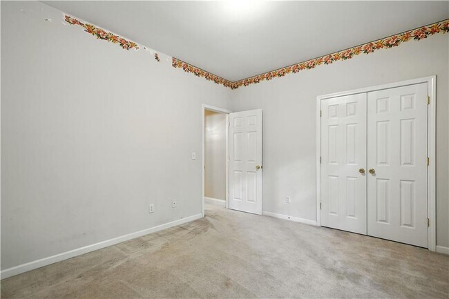 Building Photo - 6745 Fairfield Trce