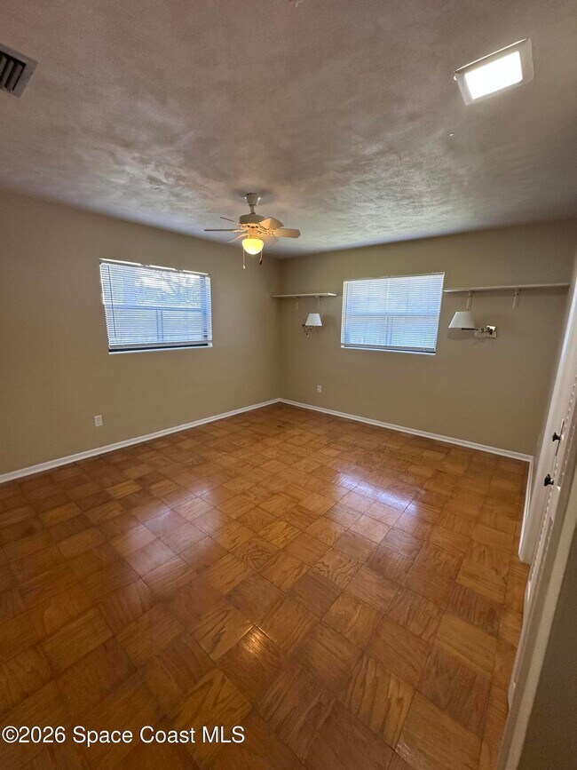 Building Photo - 3535 Nicklaus Dr