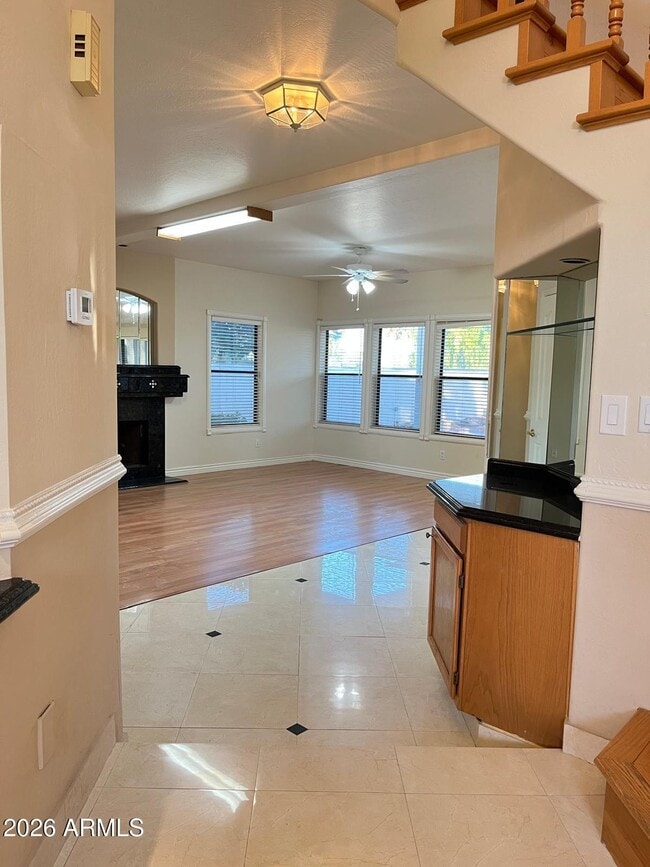 Building Photo - 5545 W Wethersfield Dr