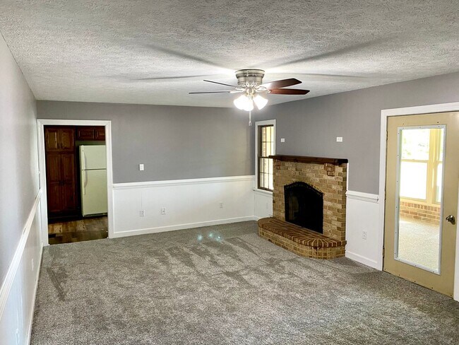 Building Photo - 172B Hunts Neck Road, Poquoson, VA 23662
