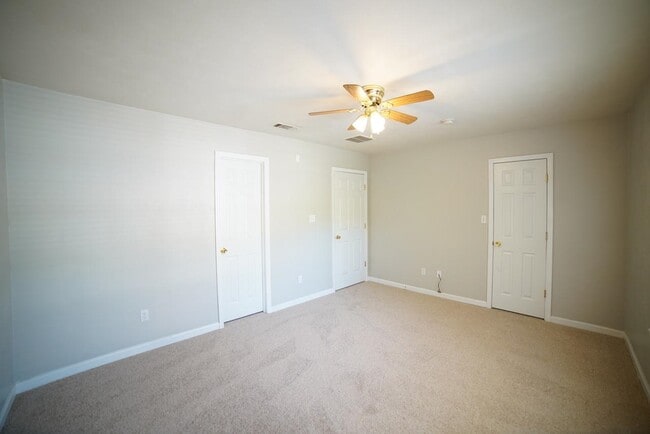 Building Photo - 2403 Hartsfield Rd