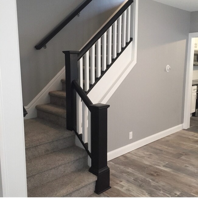 Building Photo - Modern remodeled home in Emmaus.