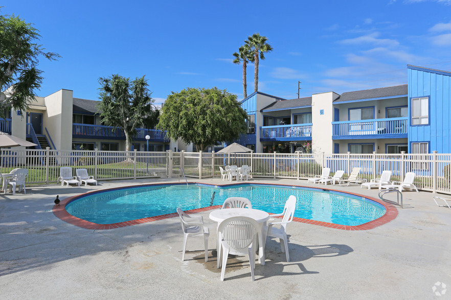 Primary Photo - Sea Environment Apartments