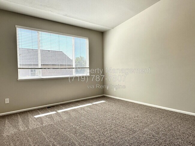 Building Photo - 2075 Bobcat Valley Ct