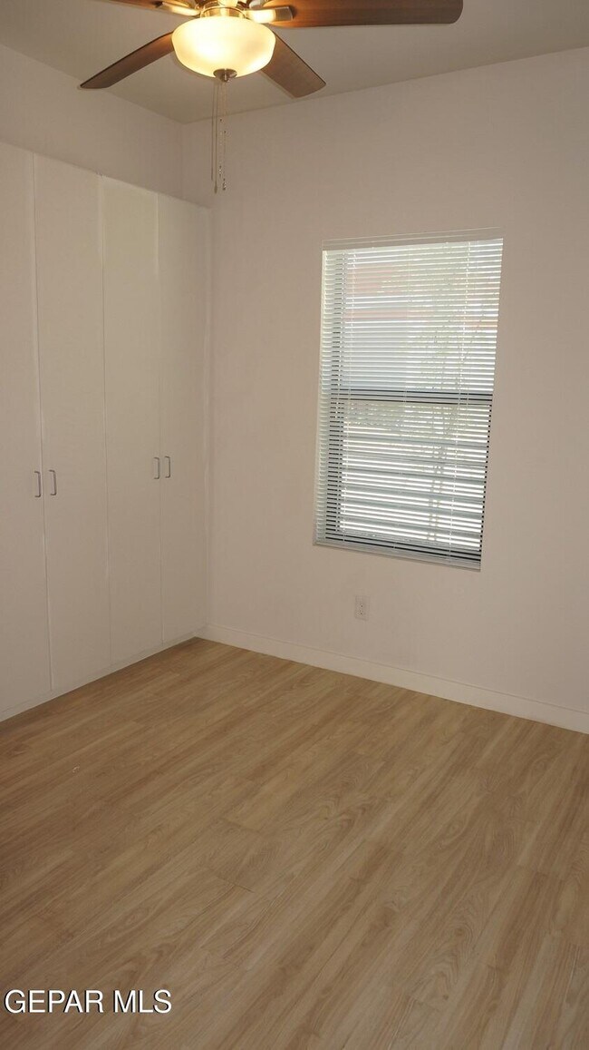 Building Photo - 1061 Ranger St