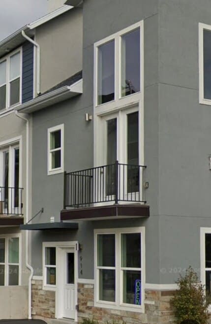 Building Photo - 914 S 2610 E