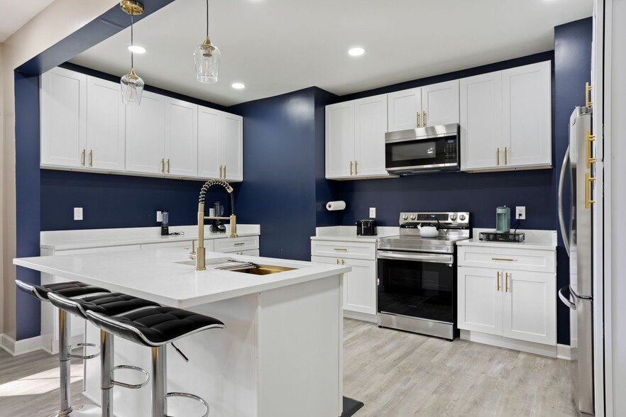 Building Photo - 1523 S East St