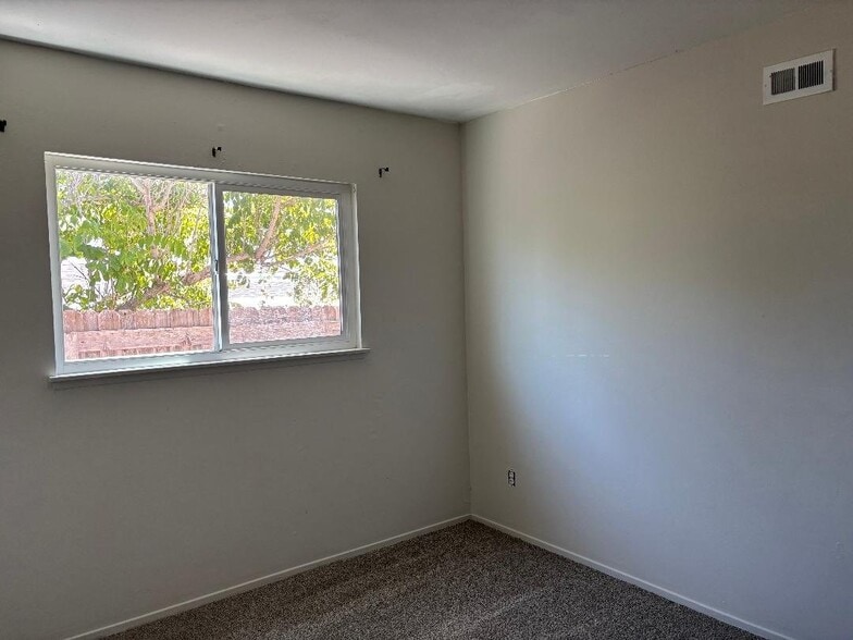 Building Photo - 4361 Rolfe Rd