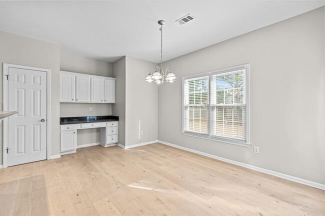 Building Photo - 2030 Brook Meadow Dr