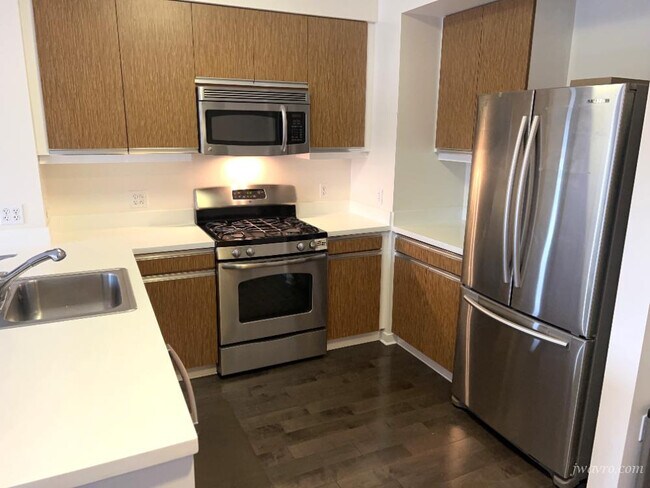 Building Photo - 5800 3rd St