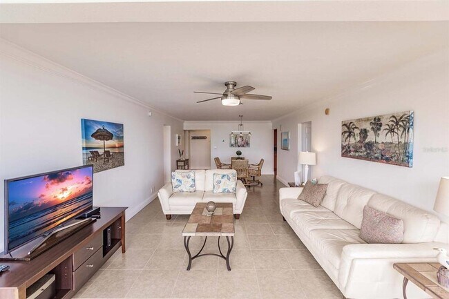 Building Photo - 1255 E Peppertree Dr