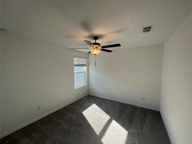 Building Photo - Stunning 5 Bed/2.5 Bath Home in Wesley Chapel with 2869 sq ft - Must See!