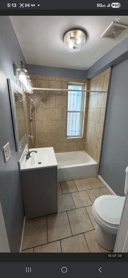 Building Photo - 9601 S Harvard Ave