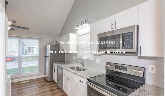 Building Photo - 127 Nelson Cir