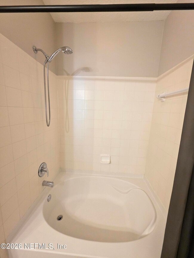 Building Photo - 5663 Greenland Rd