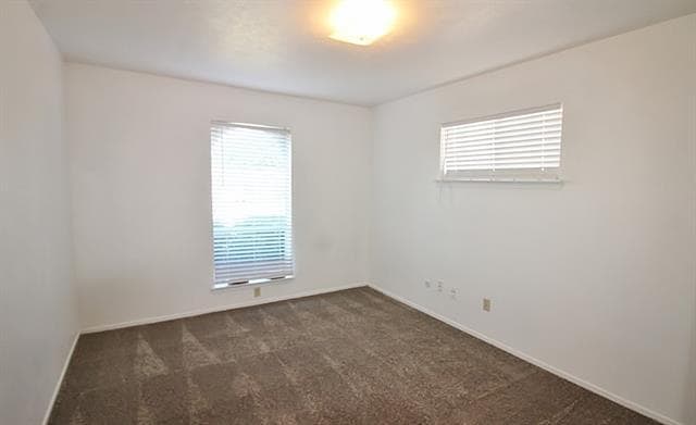 Building Photo - 362 Linklea Dr