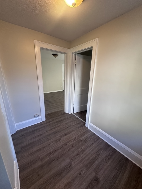 Building Photo - 1054 Yellowstone Rd