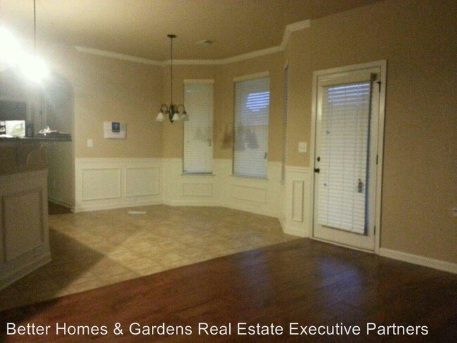 Building Photo - 5 br, 3 bath House - 3201 Waverly