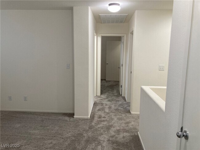 Building Photo - 9512 Knopfler Ln