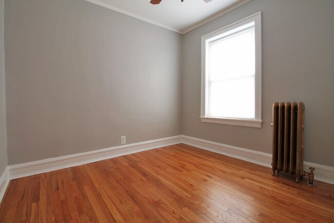 Building Photo - 301-313 N. Austin Blvd.