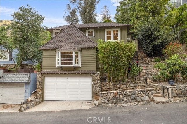 Building Photo - 721 Country Club Dr