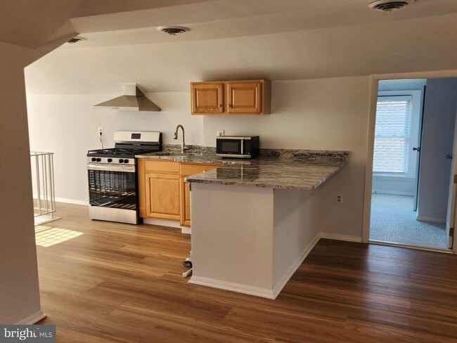 Building Photo - 809 Bay Ridge Ave