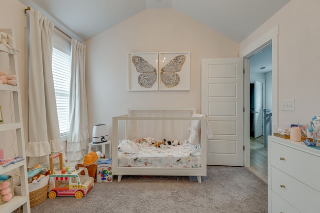 Building Photo - 2405 Chapel Ave