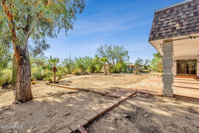 Building Photo - 12323 E Appaloosa Pl