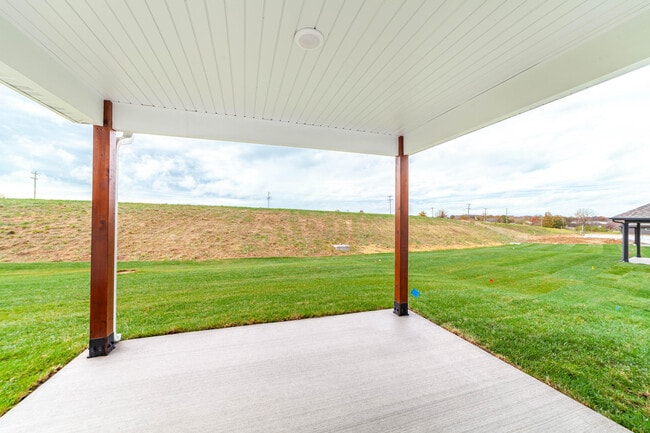Building Photo - 4604 Estacada Dr