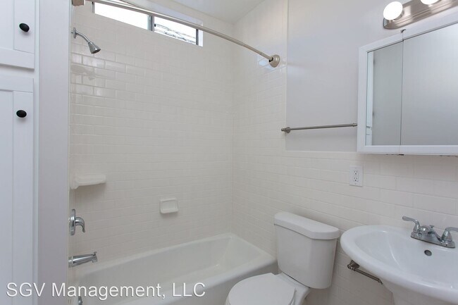 Building Photo - 1711 E Ocean Blvd