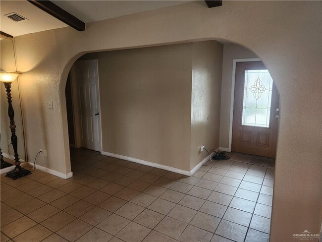 Building Photo - 3021 Nyssa Ave