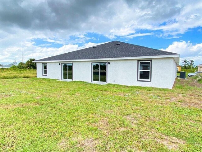 Building Photo - 9068 Agate St