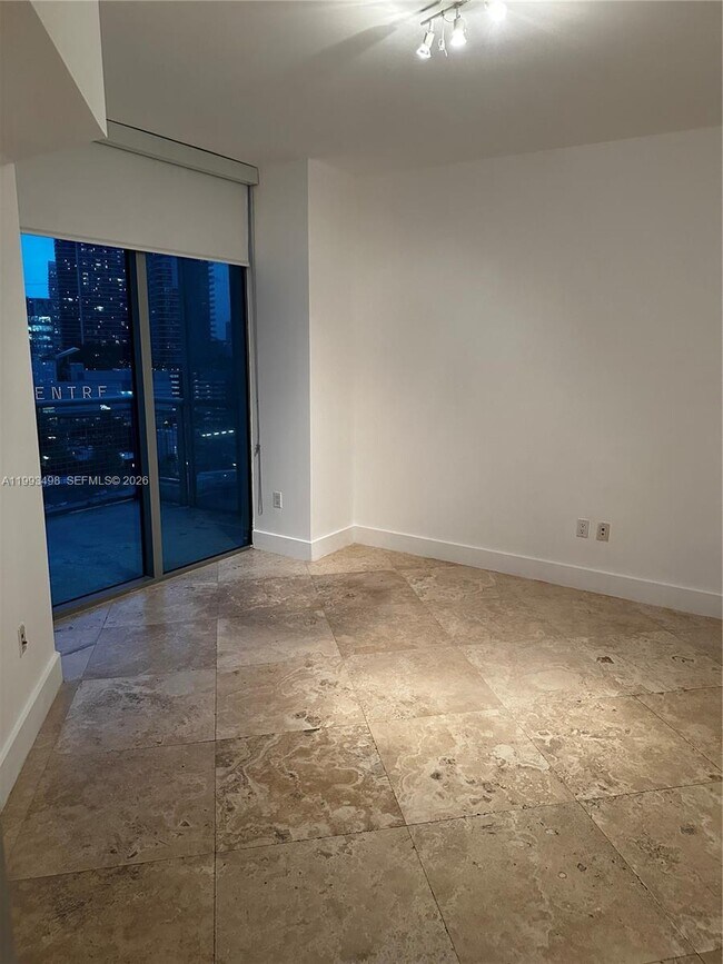 Building Photo - 350 S Miami Ave