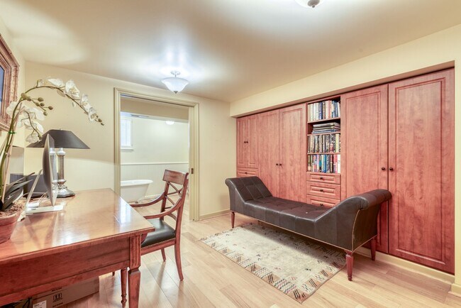 Building Photo - Magnolia Home