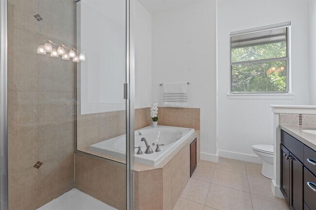 Building Photo - 5412 Grover Ave