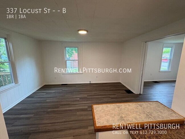 Building Photo - 337 Locust St