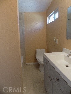 Building Photo - 10971 Wells Ave