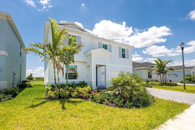 Building Photo - 3544 Angler Dr